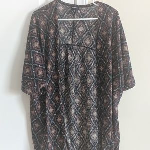 Torrid short sleeve sweater